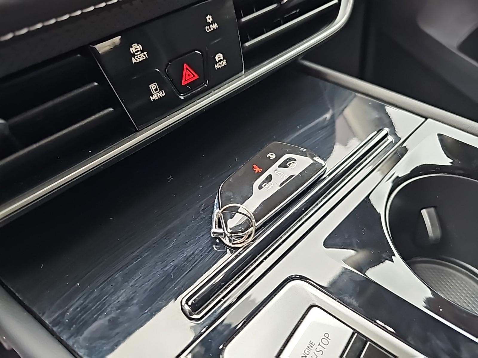 2025 Volkswagen Atlas 2.0T SE FWD