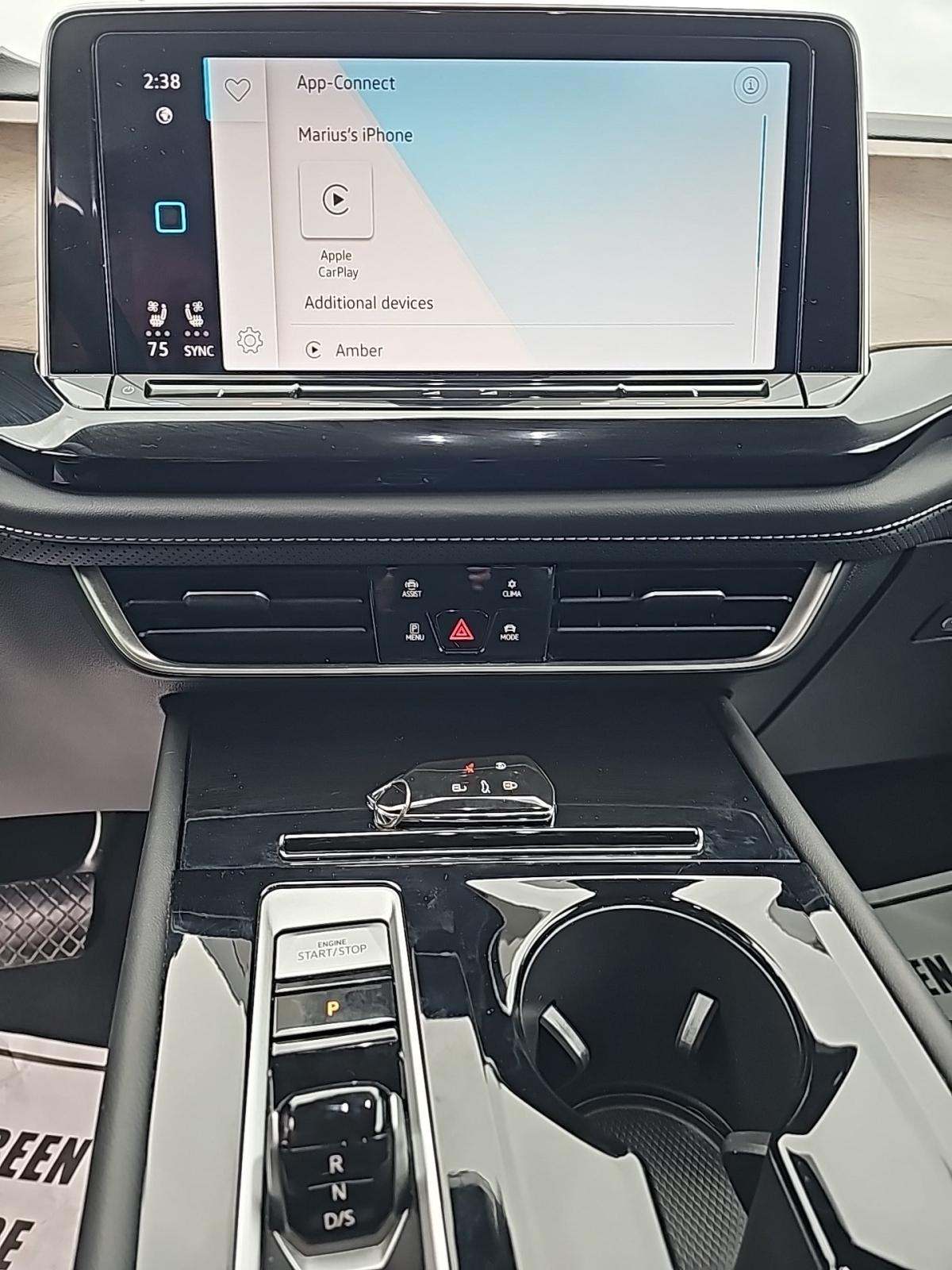 2025 Volkswagen Atlas 2.0T SE FWD