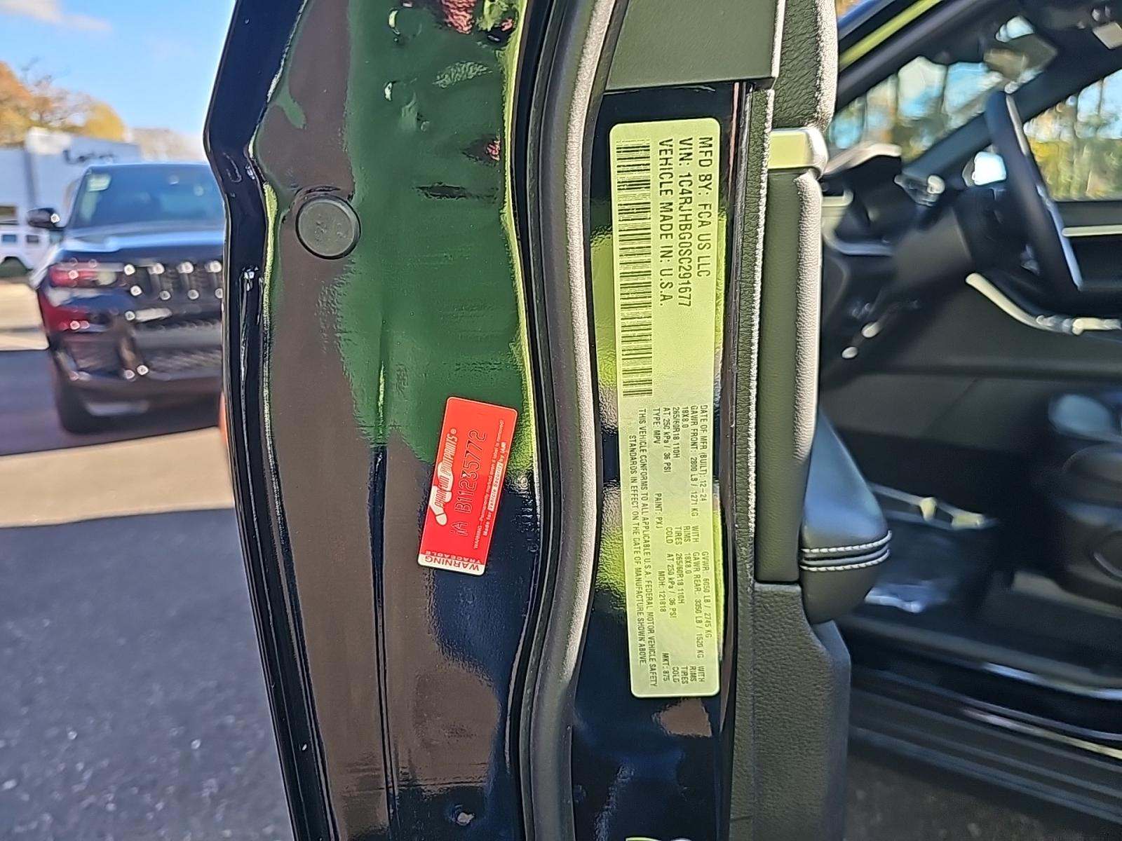 2025 Jeep Grand Cherokee Limited AWD