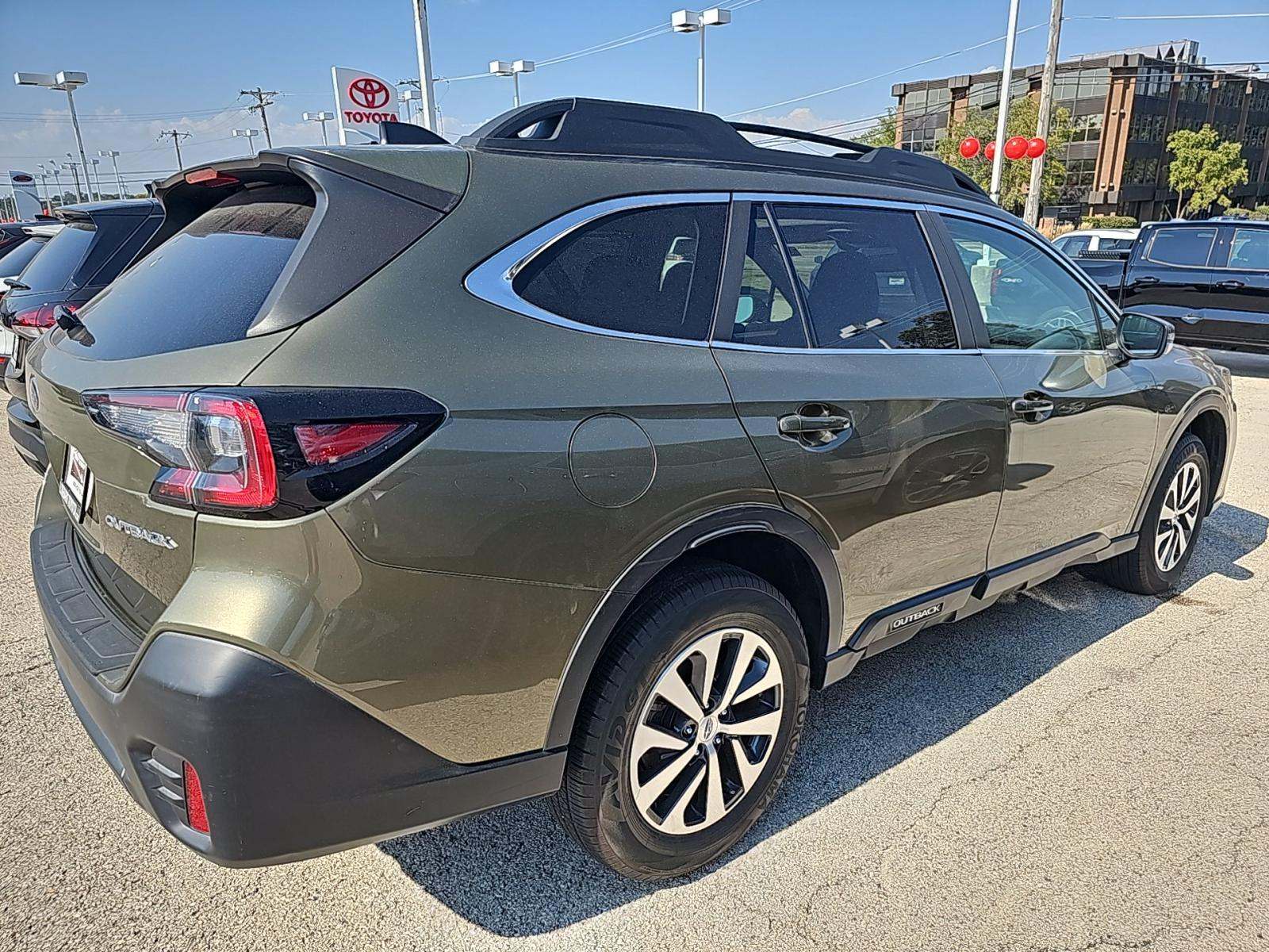 2022 Subaru Outback Premium AWD