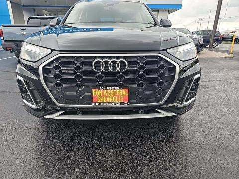 2023 Audi Q5 S line Premium AWD