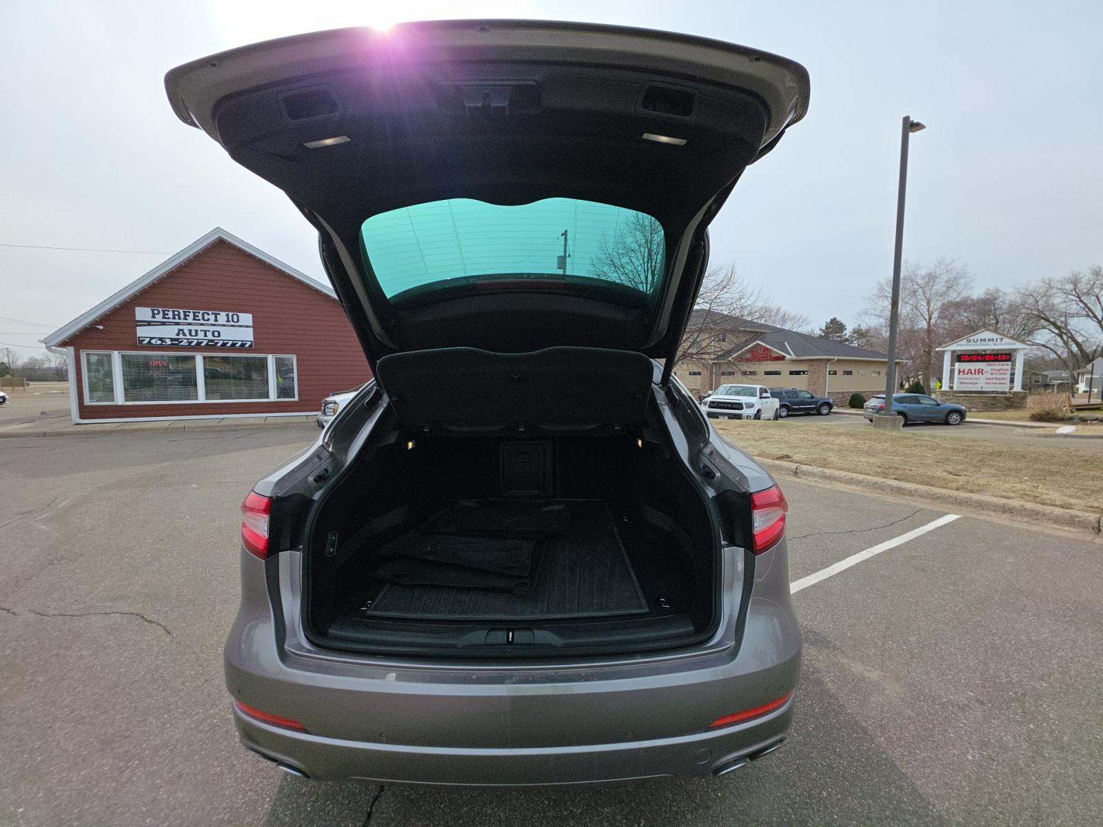 2019 Maserati Levante Base AWD