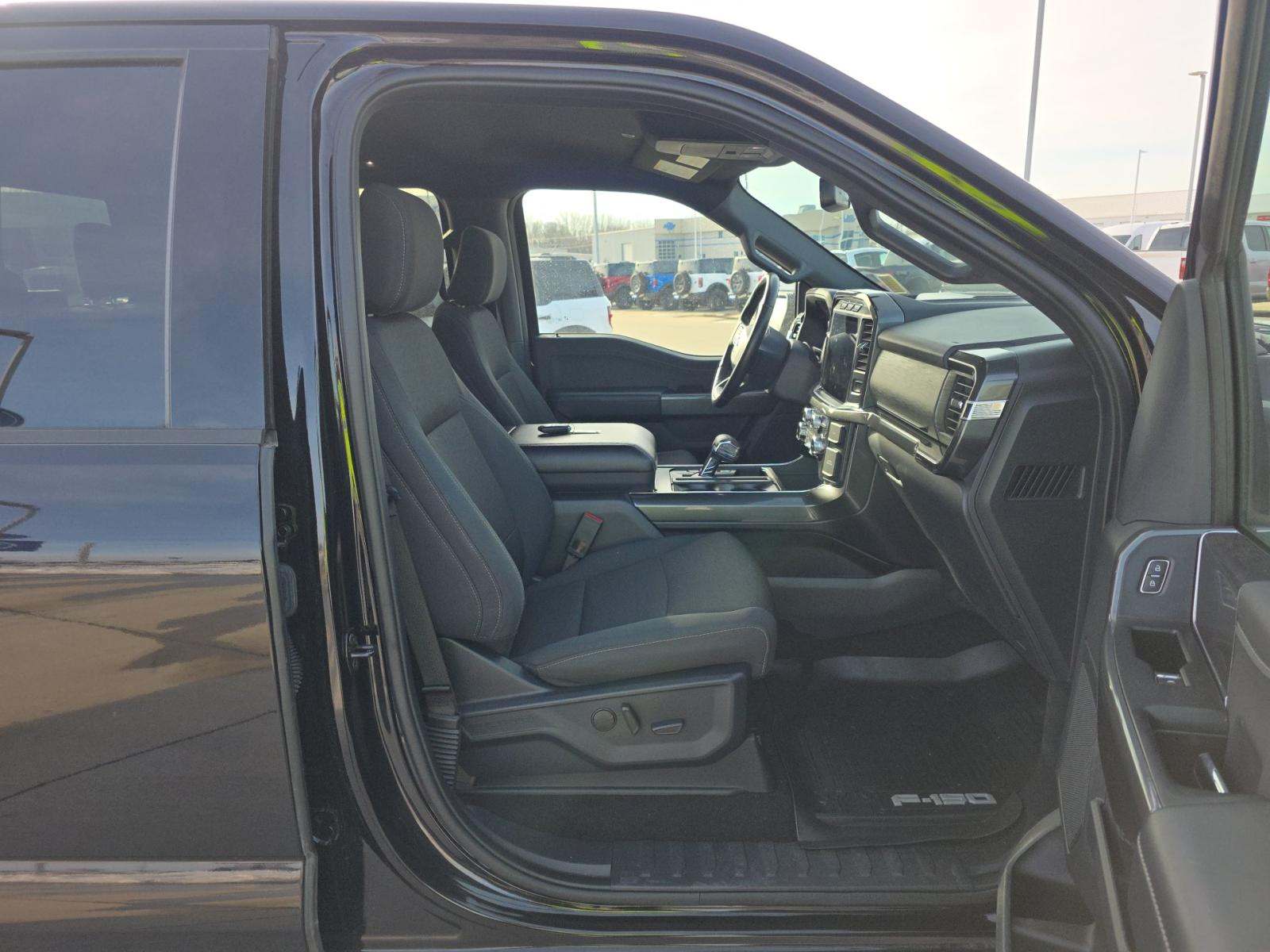 2022 Ford F-150 XLT AWD