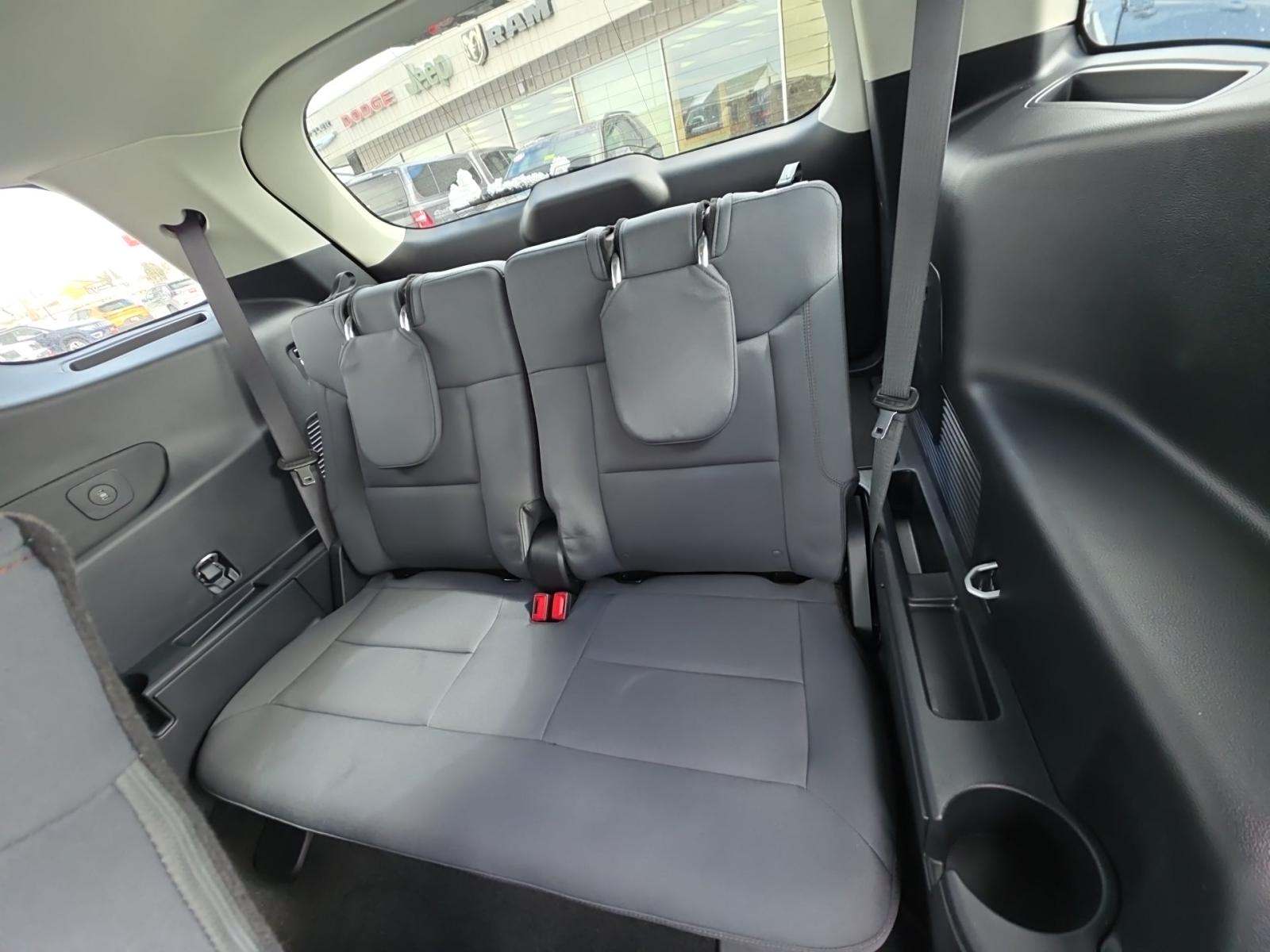 2025 Ford Explorer Active AWD