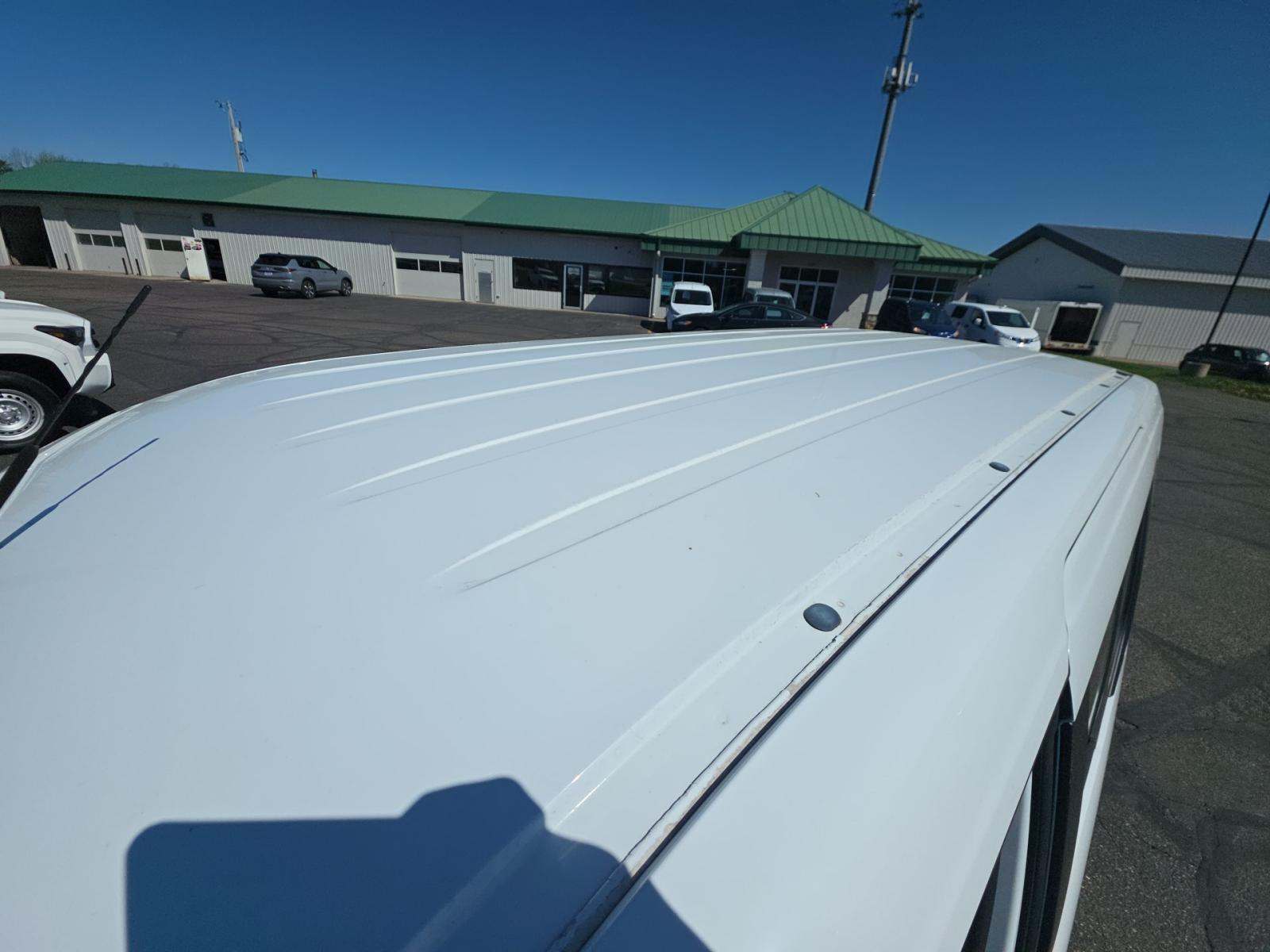 FORD TRANSIT CONNECT - 8