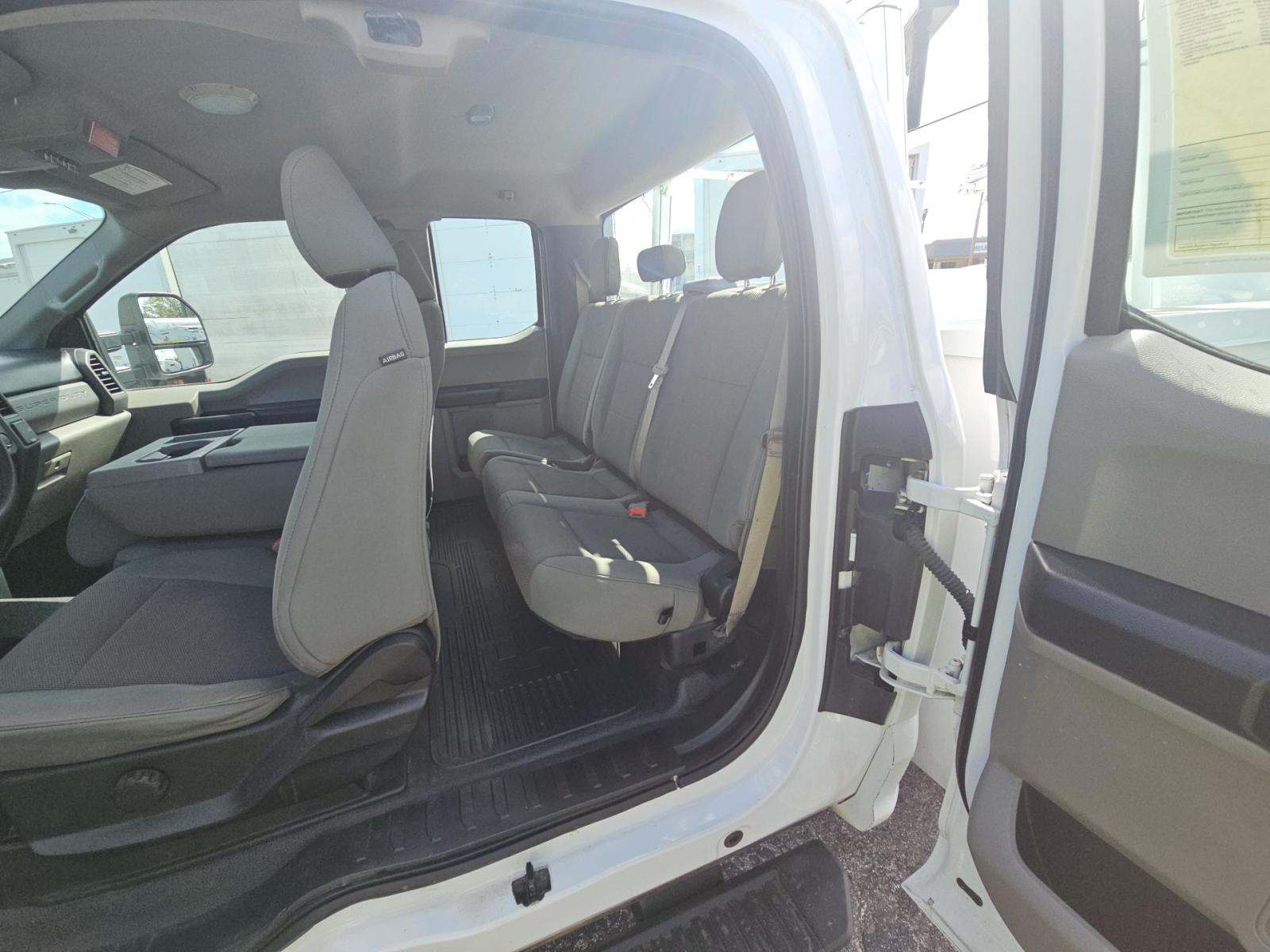 FORD F-250 - 9