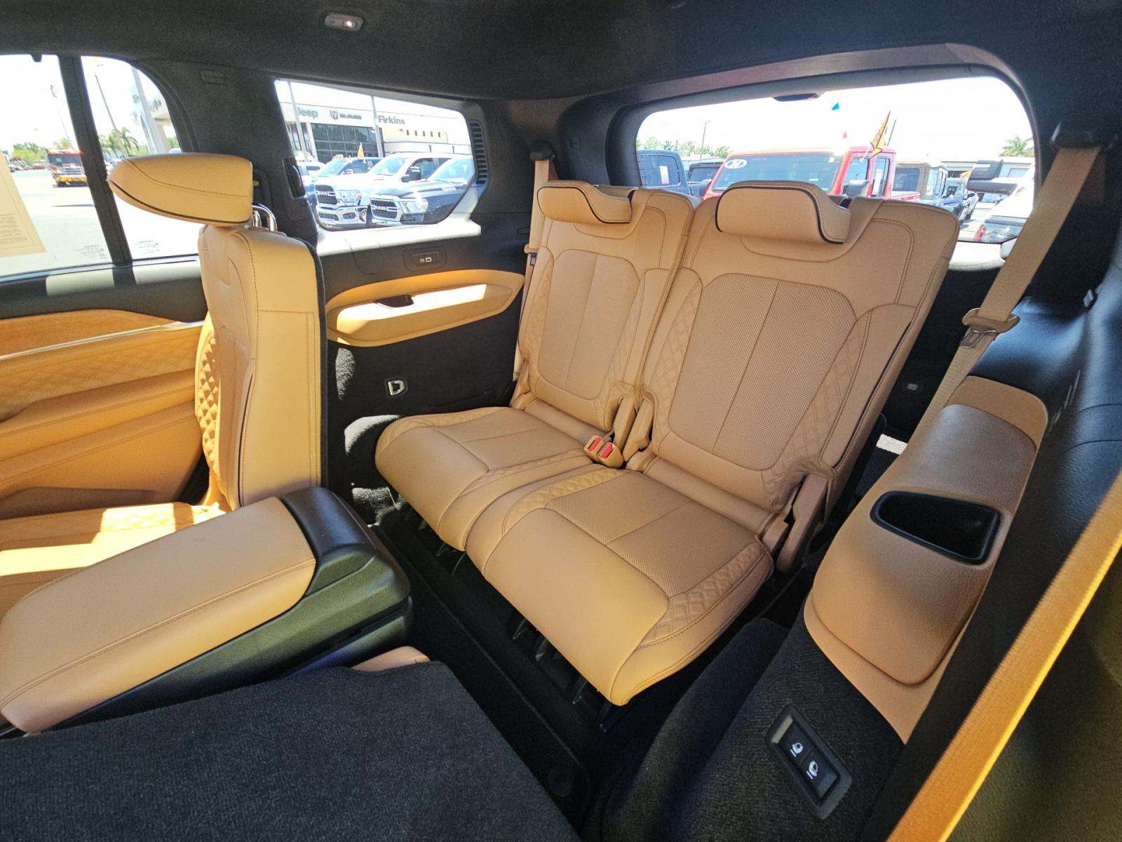 JEEP GRAND CHEROKEE - 10