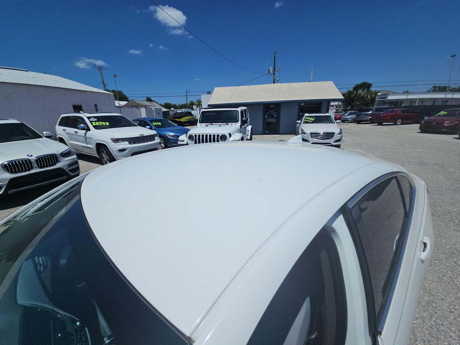 CHEVROLET HYBRID - 8