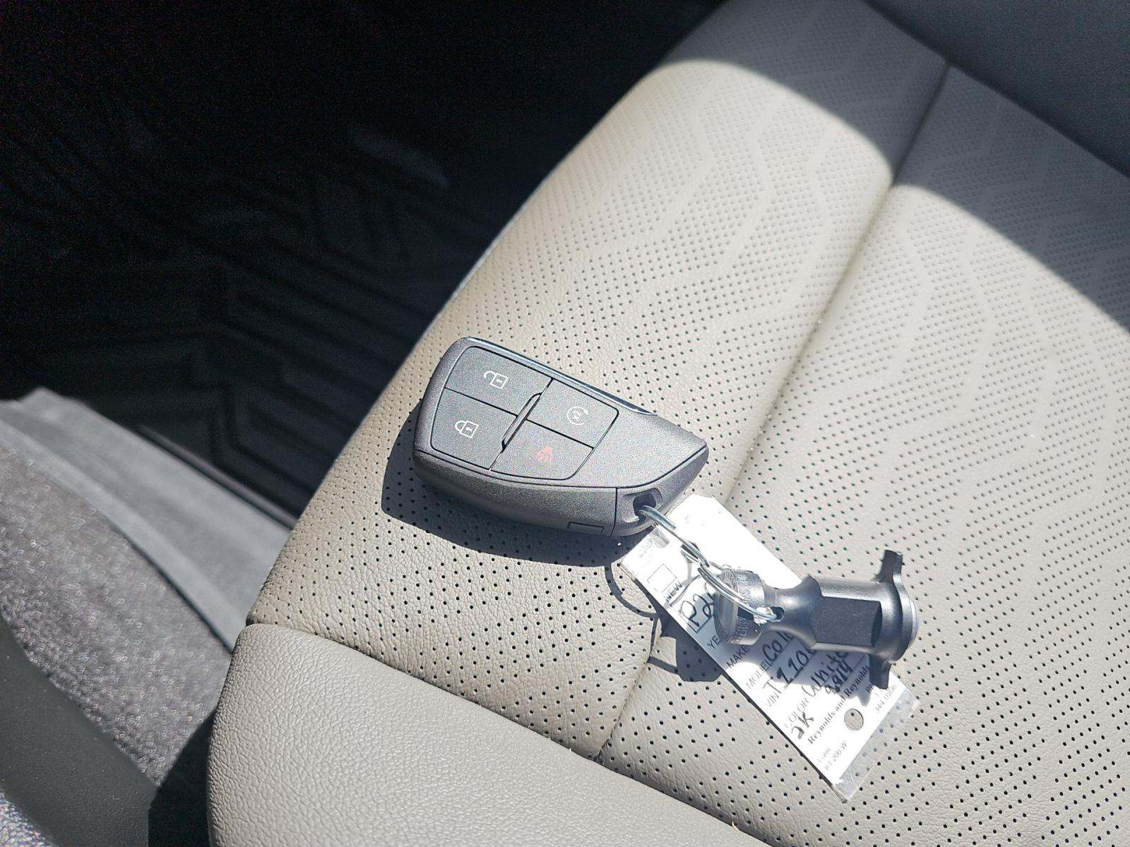 CHEVROLET SILVERADO - 4