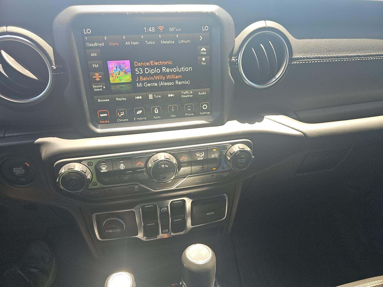 JEEP UNLIMITED 4XE SAHARA - 6