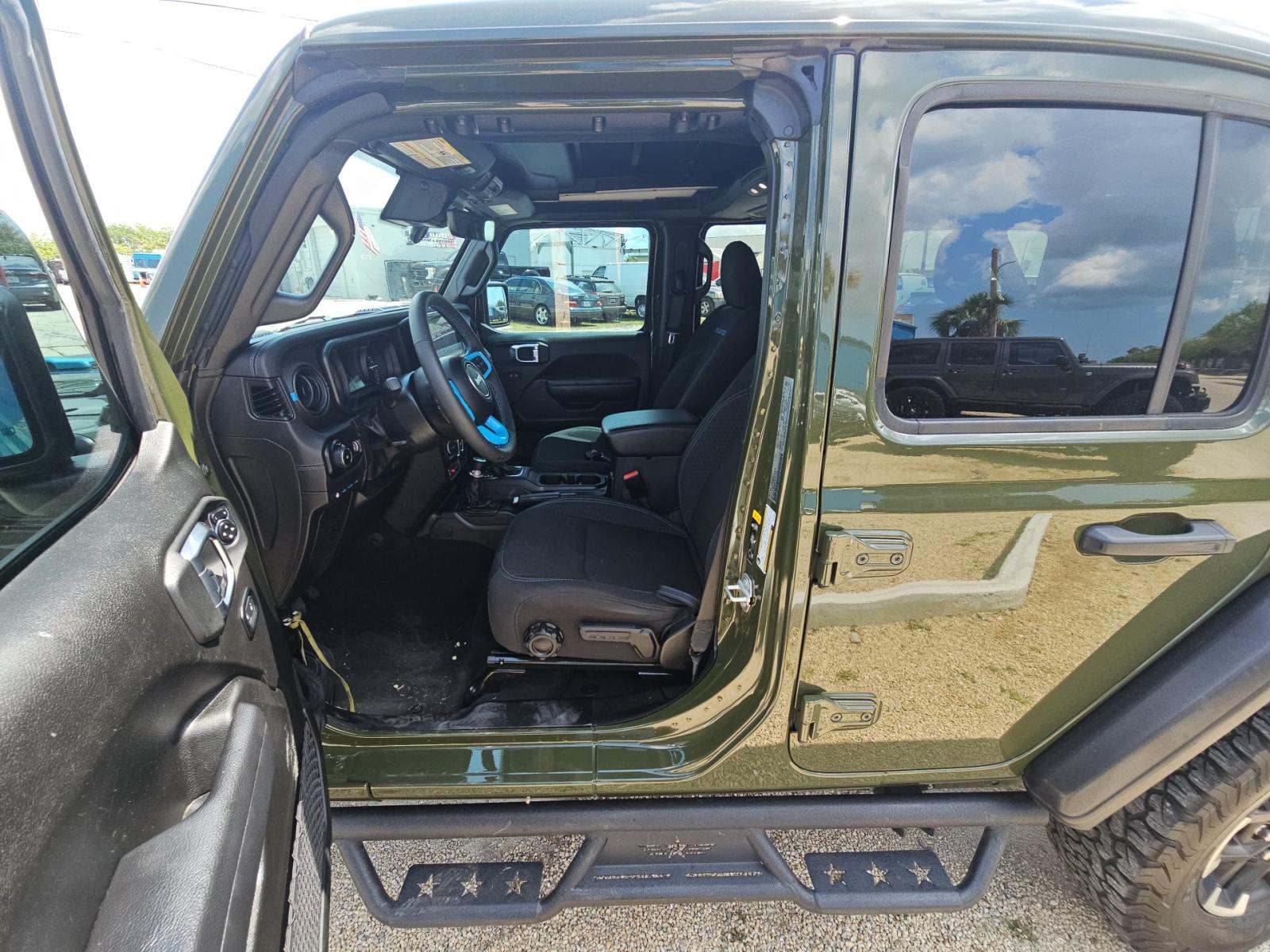 JEEP 4XE RUBICON - 2