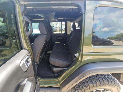 JEEP 4XE RUBICON - 9