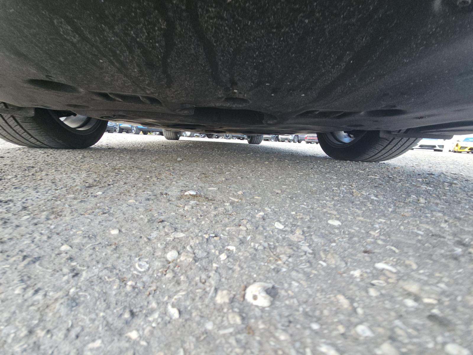 2025 Toyota Camry SE FWD