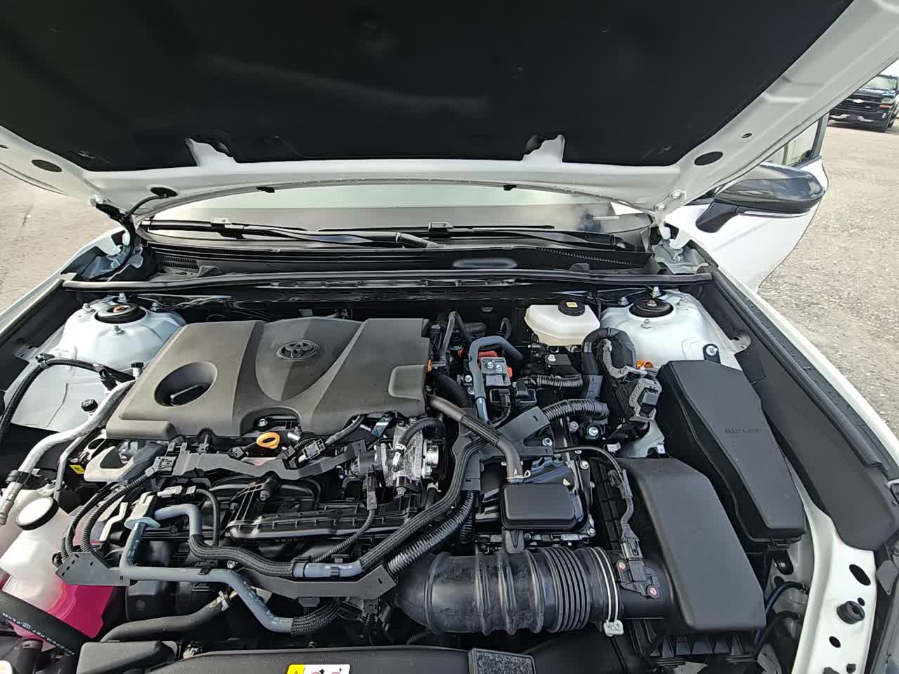 2025 Toyota Camry SE FWD