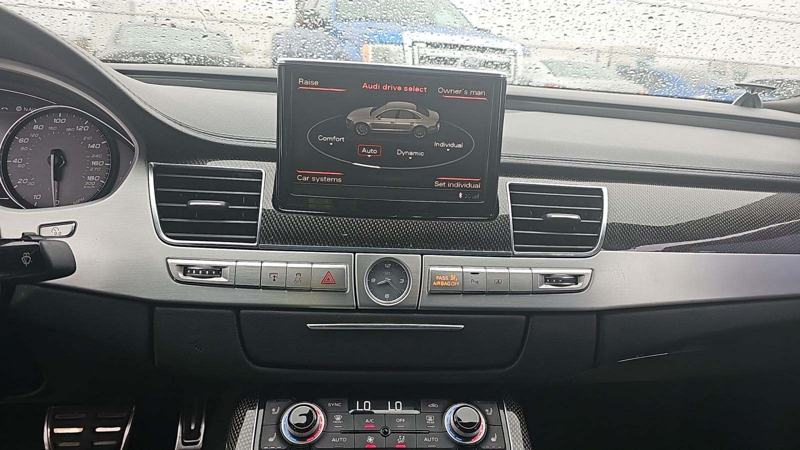 2013 Audi S8 4D SEDAN AWD