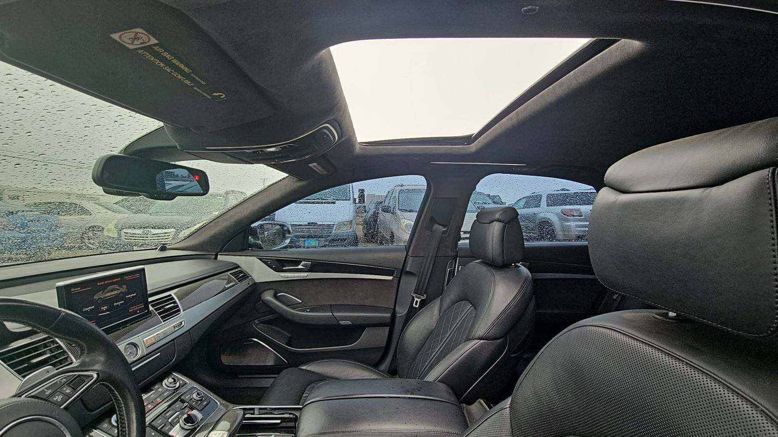 2013 Audi S8 4D SEDAN AWD