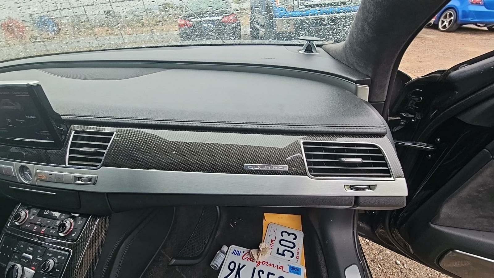 2013 Audi S8 4D SEDAN AWD