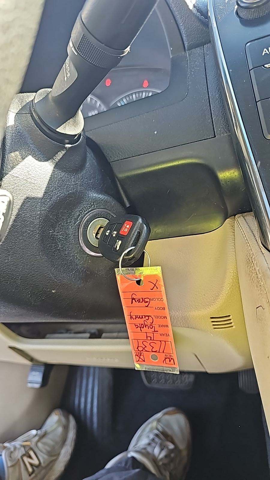 2014 Toyota Camry LE FWD