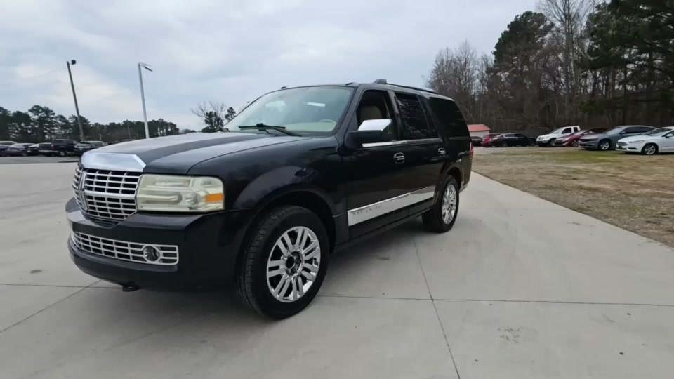 2010 Lincoln Navigator Base RWD