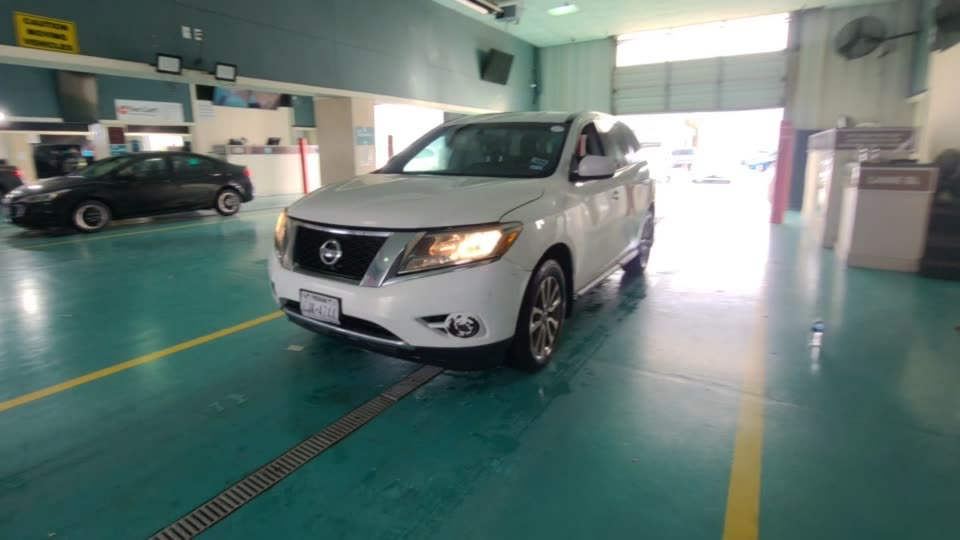 2014 Nissan Pathfinder S FWD